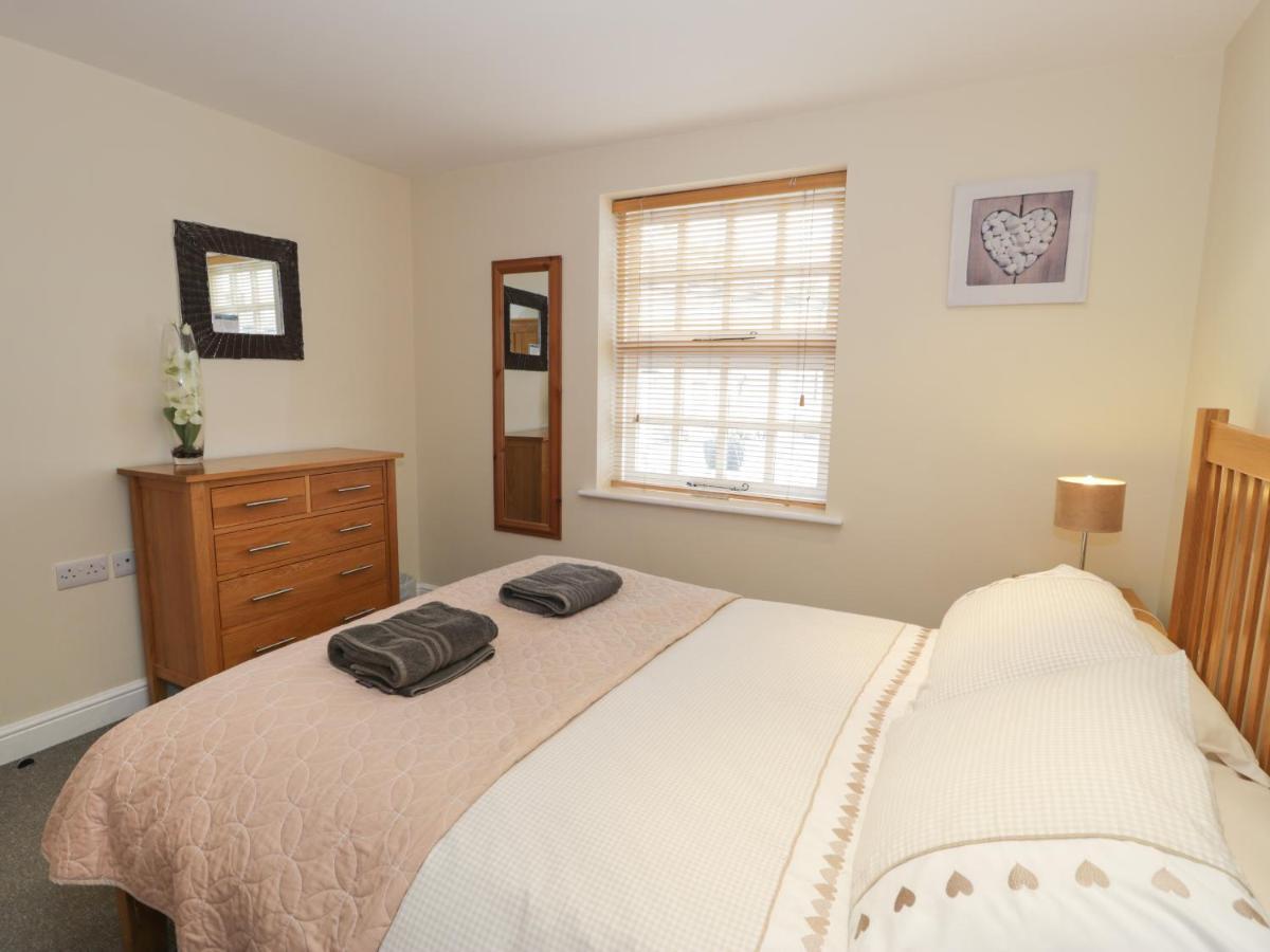 Whistle Stop Apartment Porthmadog Bagian luar foto